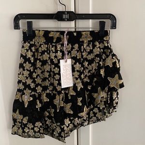 New with tags, never worn. Love shack fancy skirt
